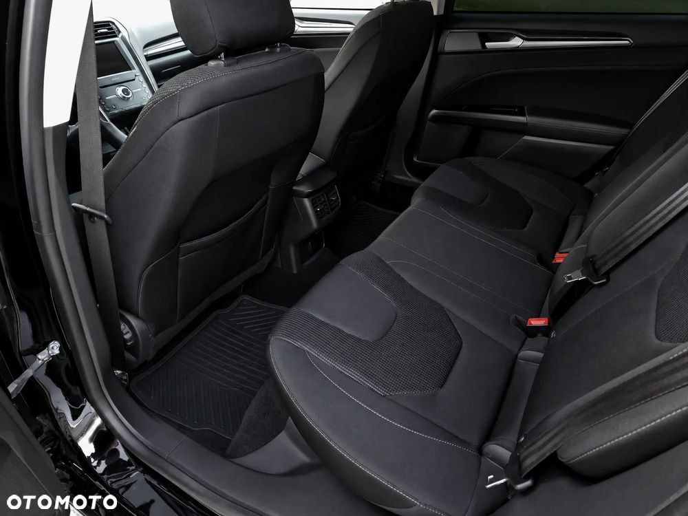 Ford Mondeo 2.0 EcoBlue Titanium - 8