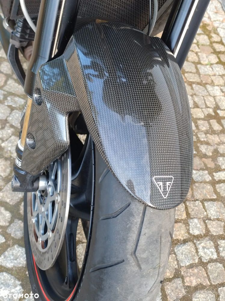 Triumph Speed Triple - 9