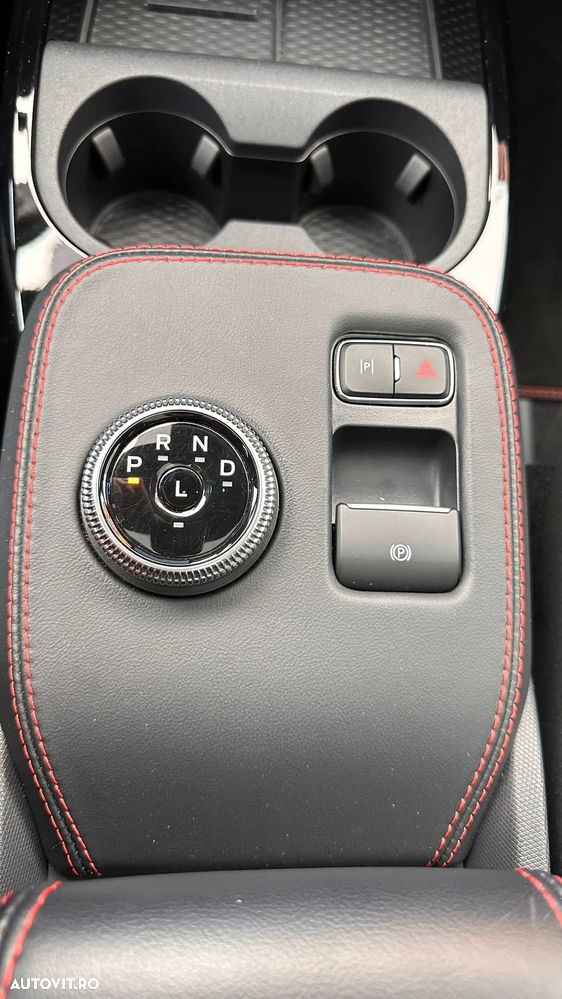 Ford Mustang Mach-E - 18