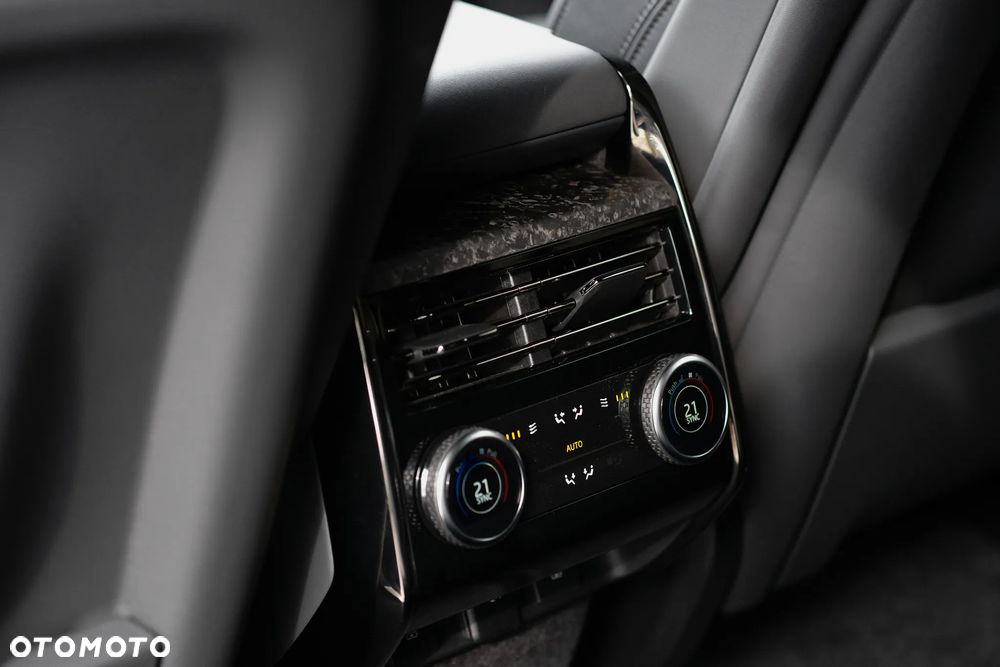 Land Rover Range Rover Sport S 4.4 V8 P530 First Edition - 35