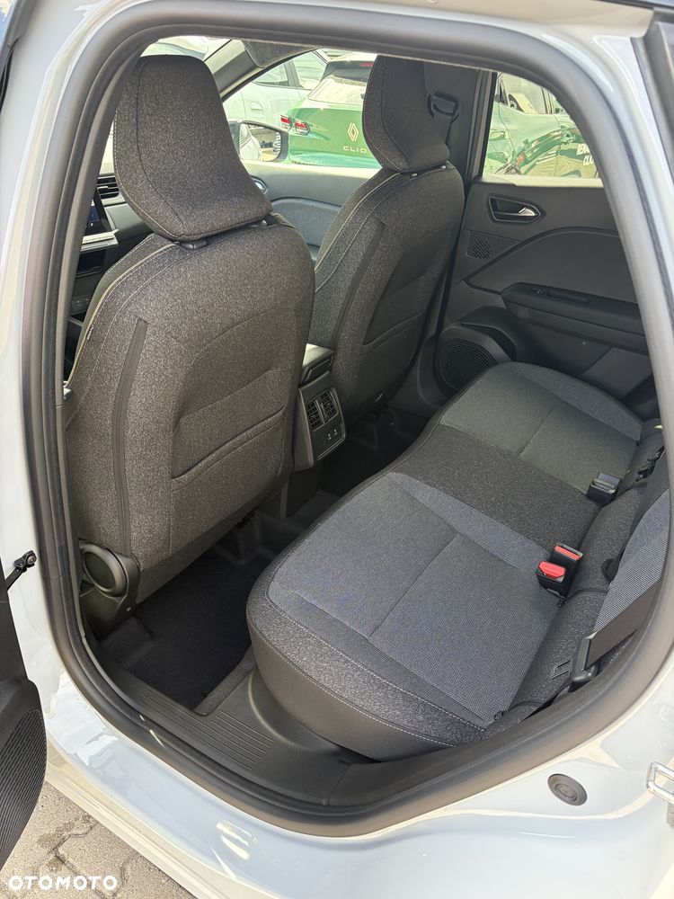 Renault Captur - 24