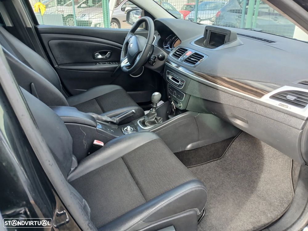 Renault Mégane Sport Tourer 1.5 dCi Dynamique CO2 Champion - 21