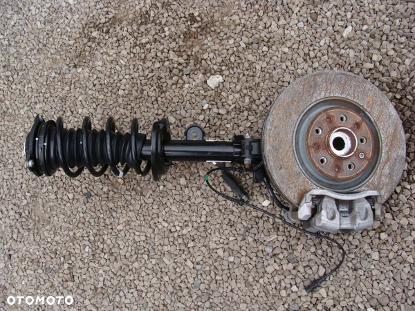 ZWROTNICA AMORTYZATOR PRAWY JEEP COMPASS II LIFT 1.4 TURBO 00521692440