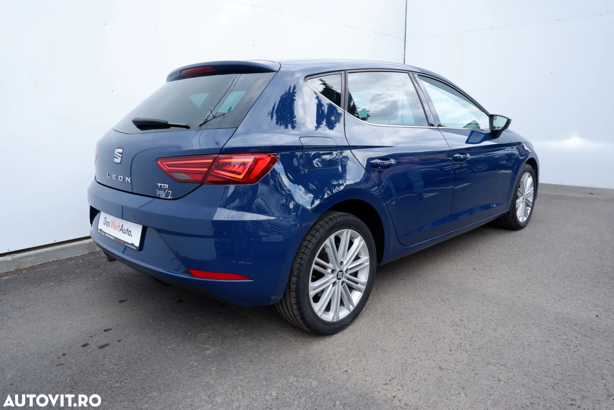 Seat Leon 2.0 TDI DSG7 Xcellence - 6