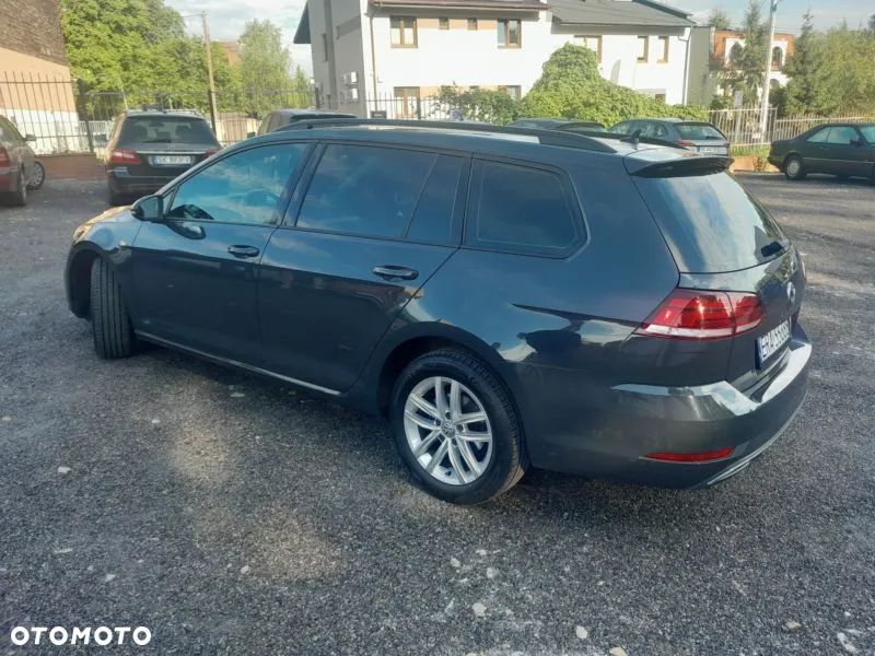 Volkswagen Golf - 4