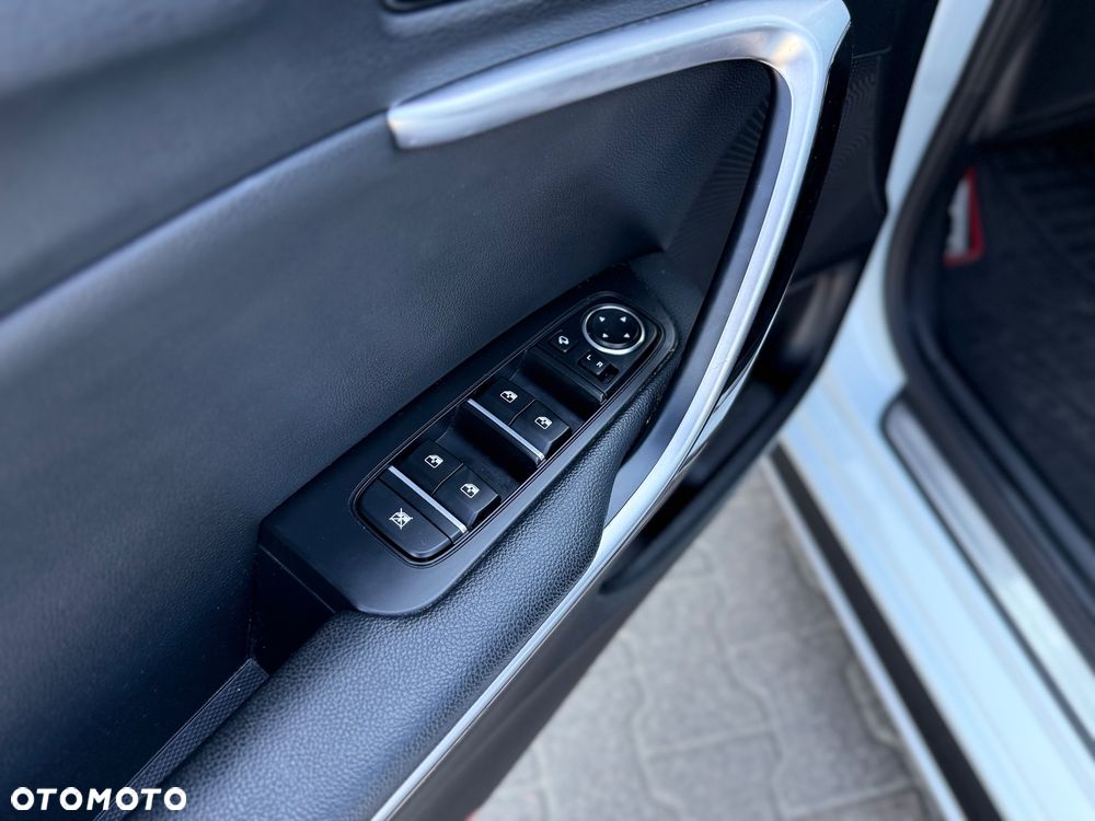 Kia ProCeed 1.4 T-GDI DCT7 OPF GT LINE - 16