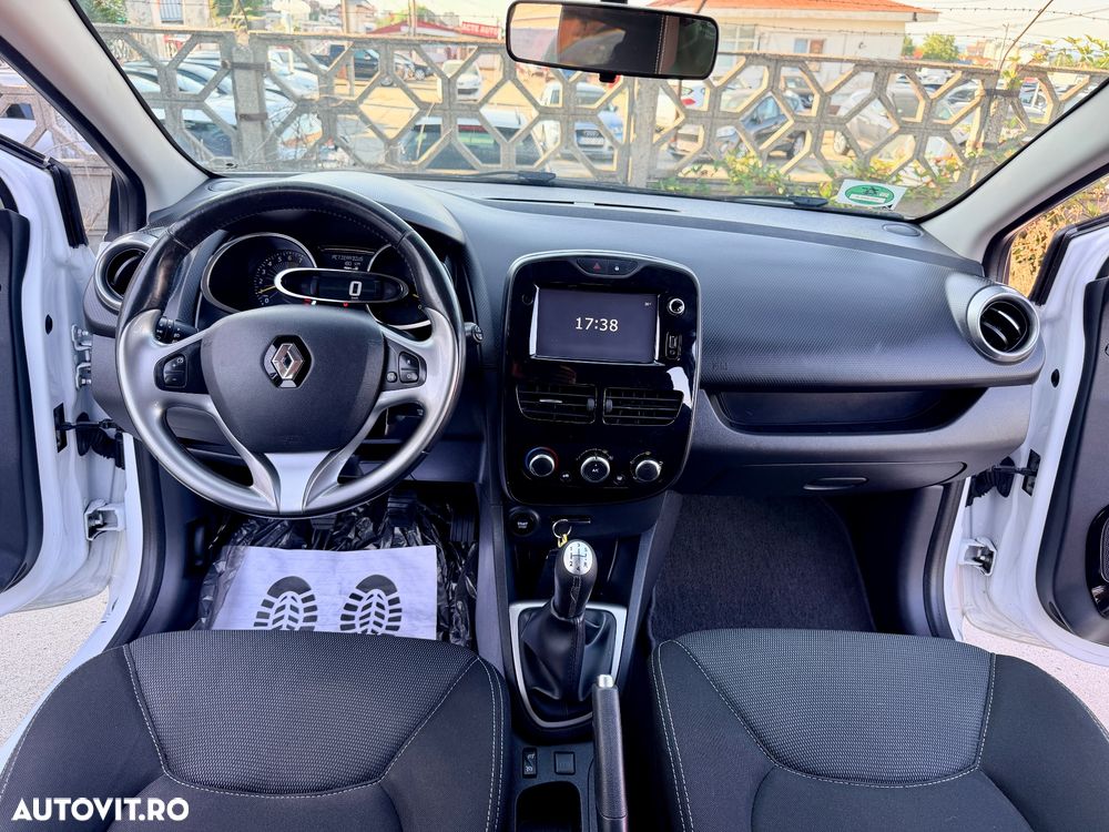 Renault Clio - 6