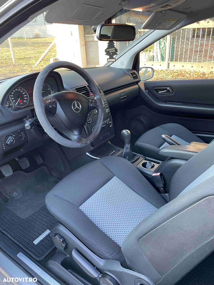 Mercedes-Benz A 180 CDI - 8