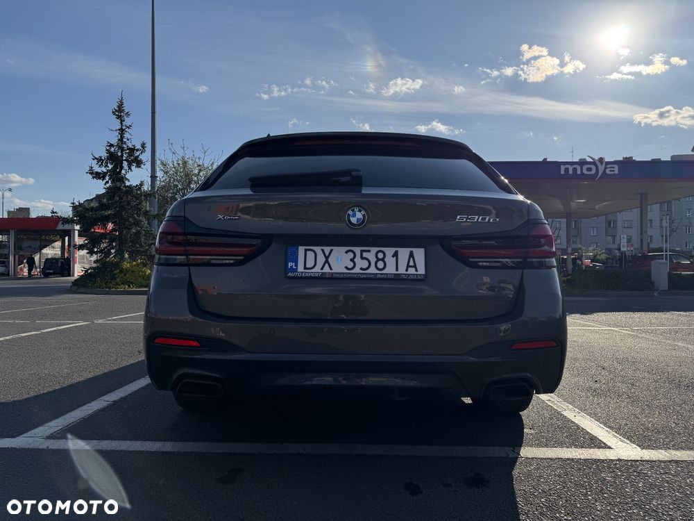 BMW Seria 5 530e xDrive M Sport sport - 9
