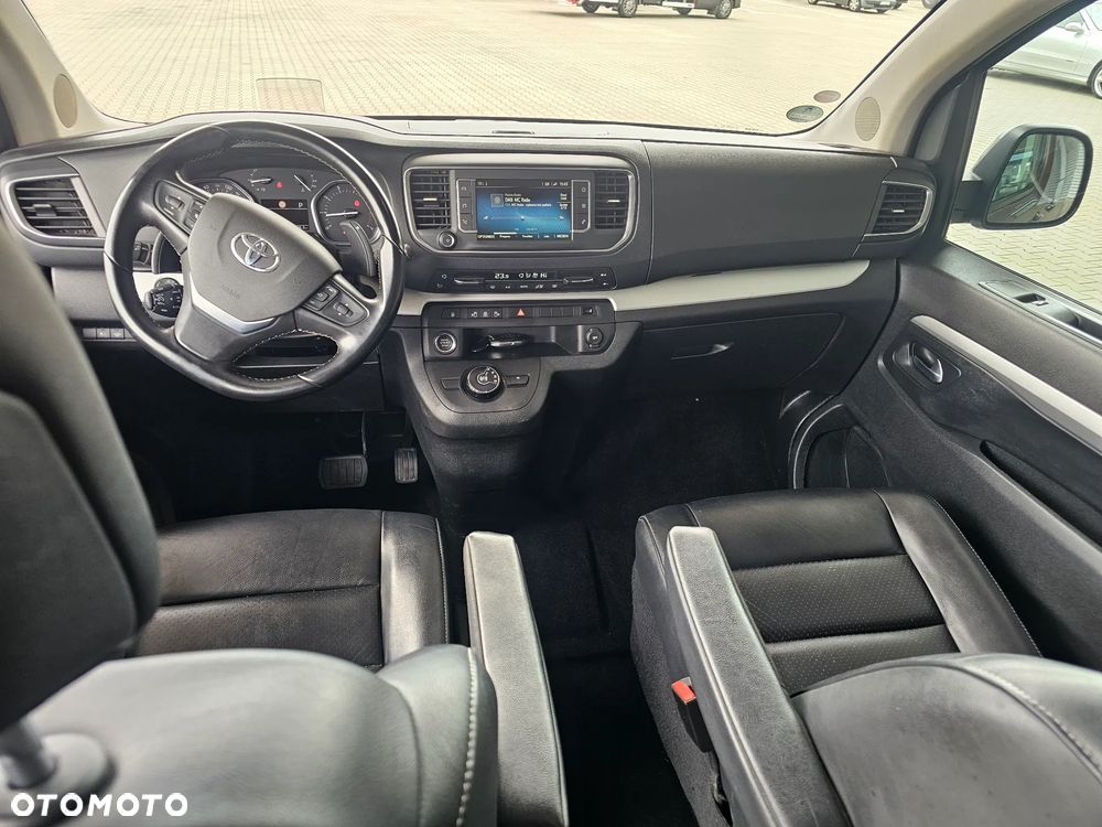 Toyota Proace Verso 2,0-l-D-4D L1 (7-Si.) Autm Executive - 17