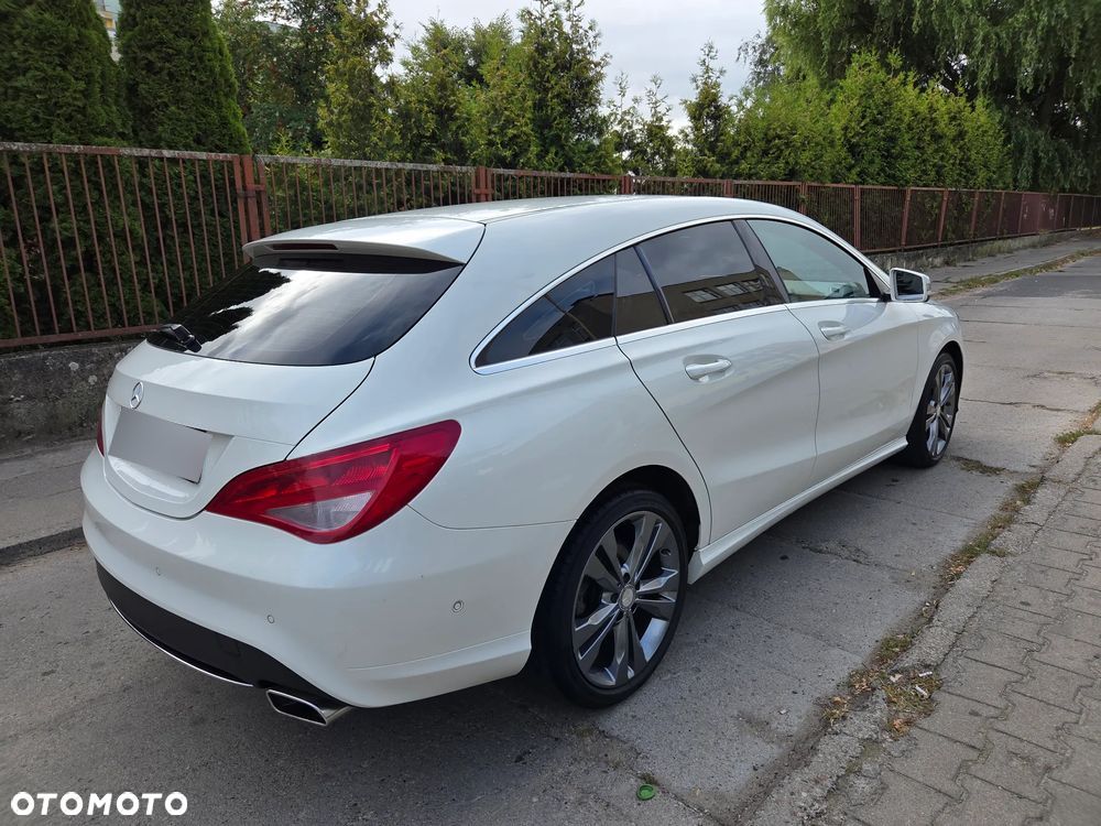 Mercedes-Benz CLA Shooting Brake 180 - 3