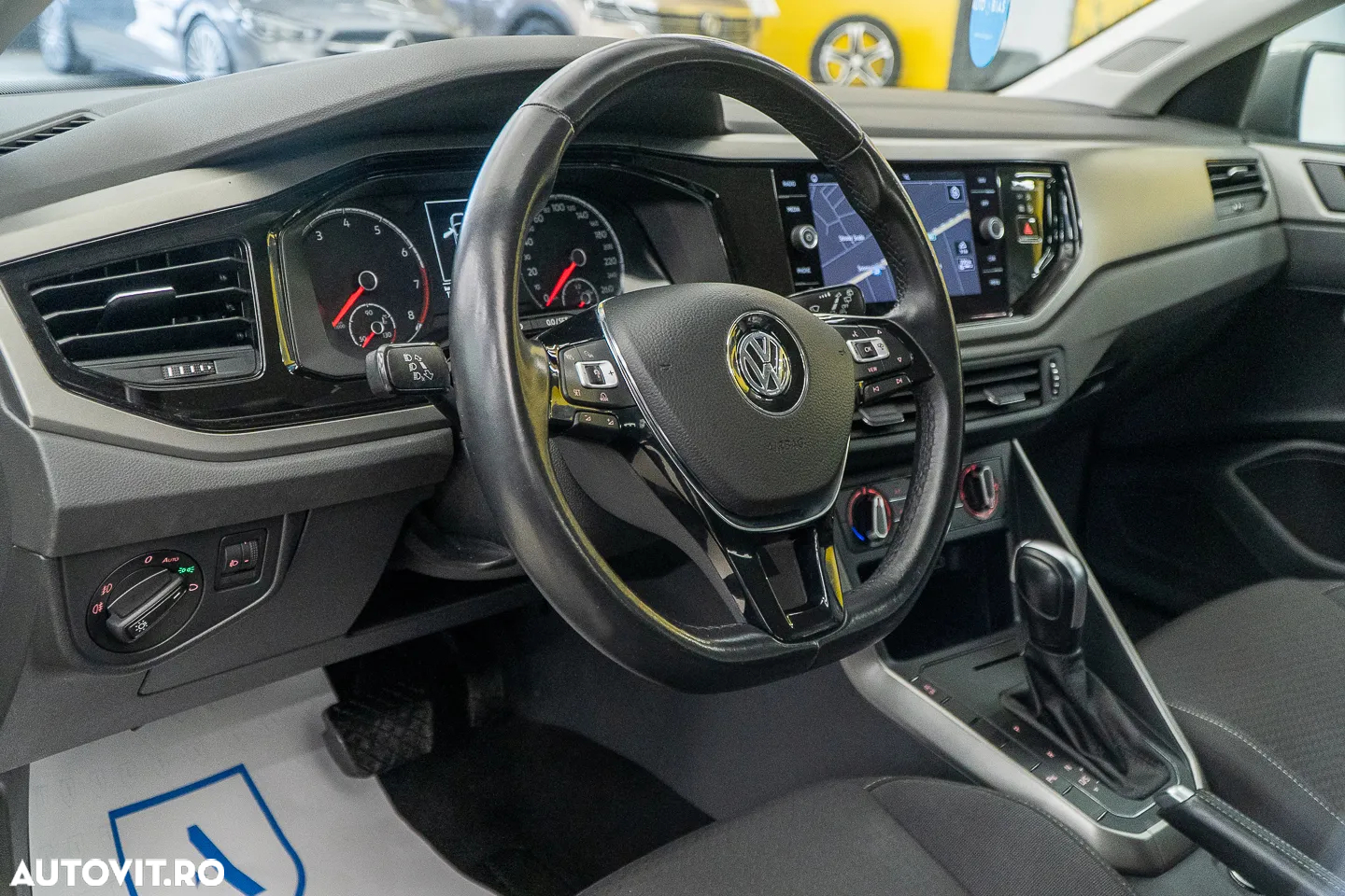 Volkswagen Polo 1.0 TSI DSG Comfortline - 7