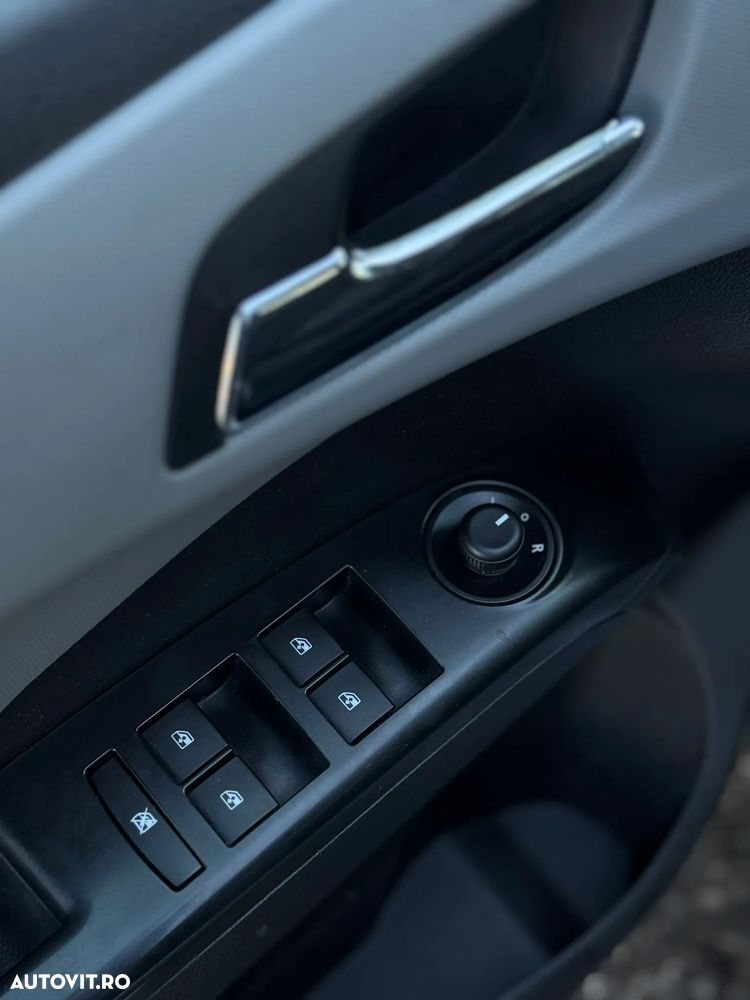 Chevrolet Aveo 1.6 LTZ - 36