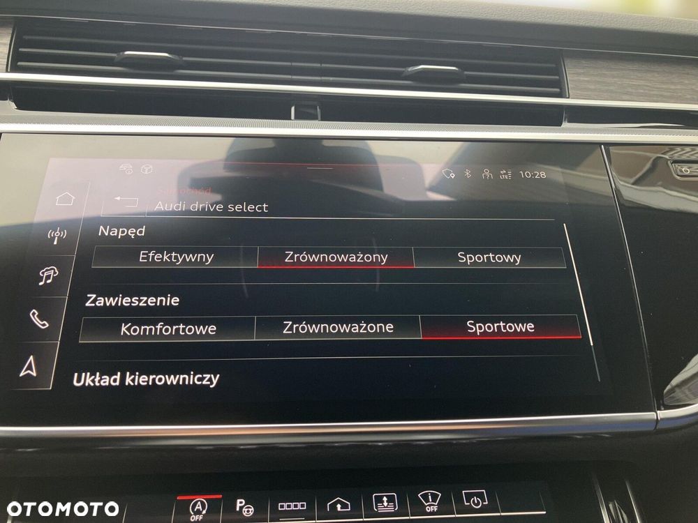 Audi A8 - 25