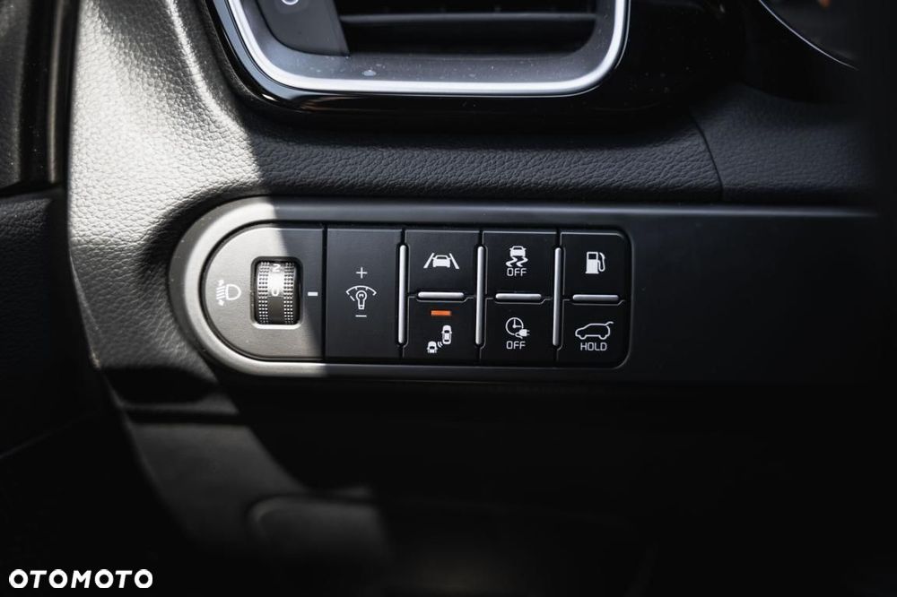 Kia XCeed - 25