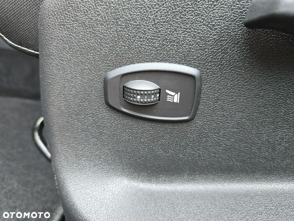 Renault Megane 1.6 16V 110 Paris - 23