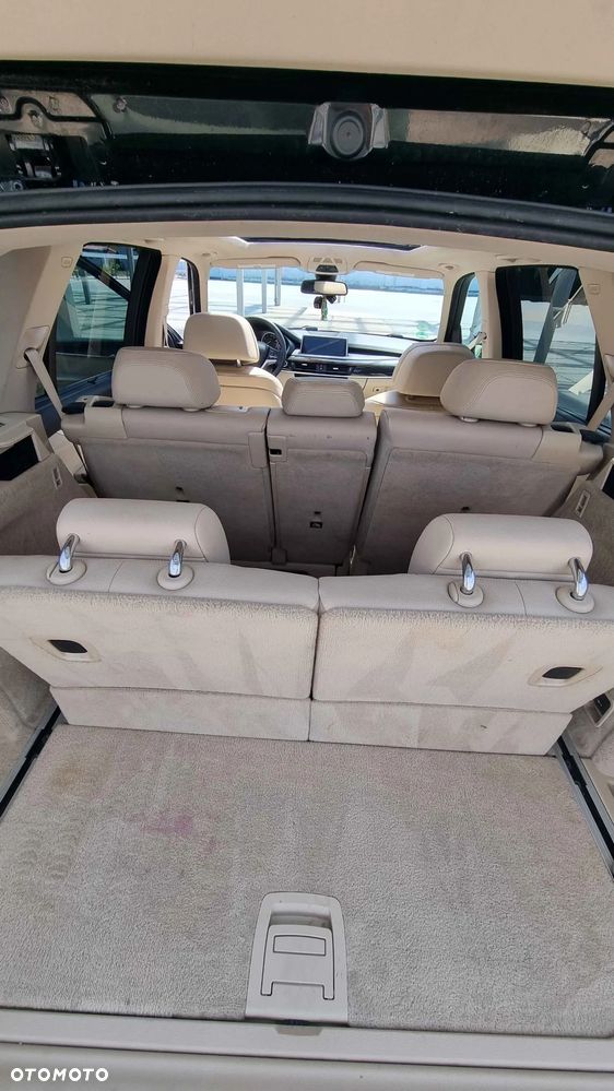 BMW X5 xDrive35i - 12