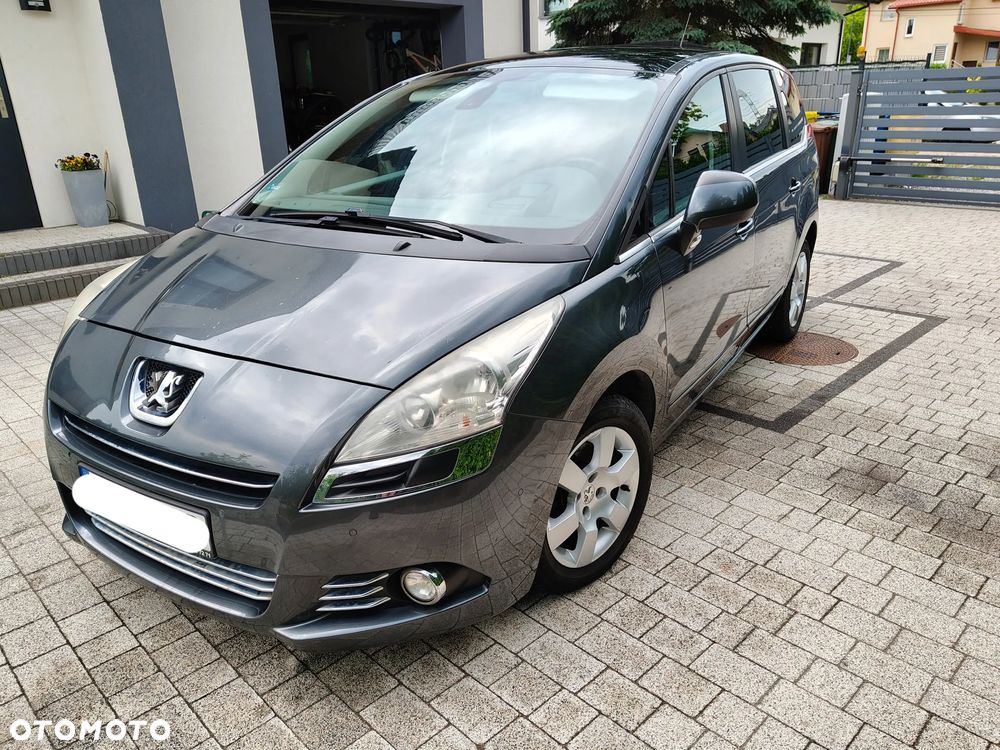 Peugeot 5008 - 3