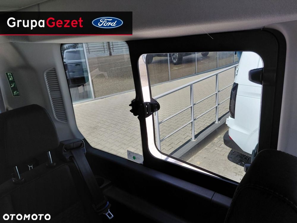 Ford Transit - 25
