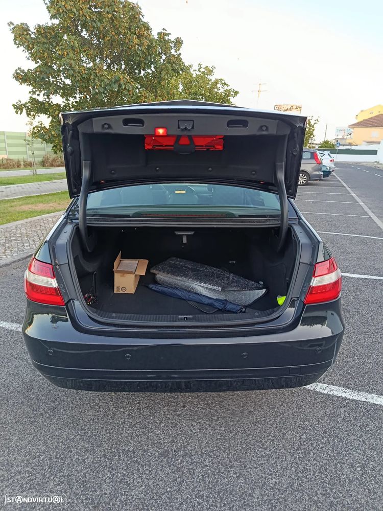 Mercedes-Benz E 200 CDi Avantgarde BlueEfficiency Auto - 13