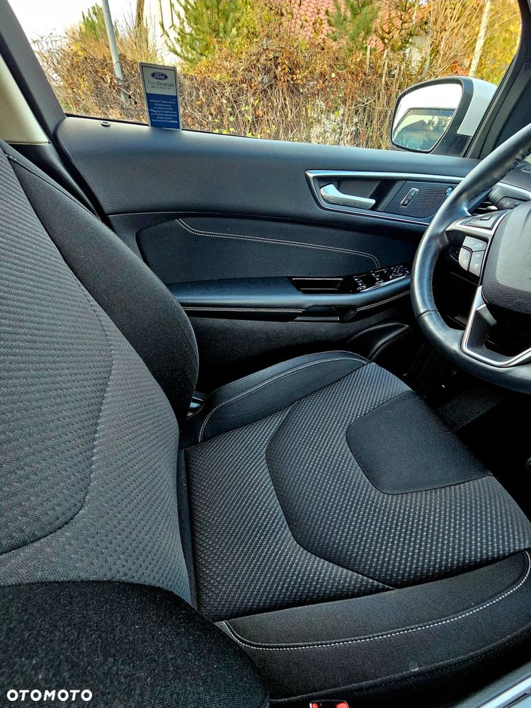 Ford Edge 2.0 EcoBlue Twin-Turbo 4WD Titanium - 19