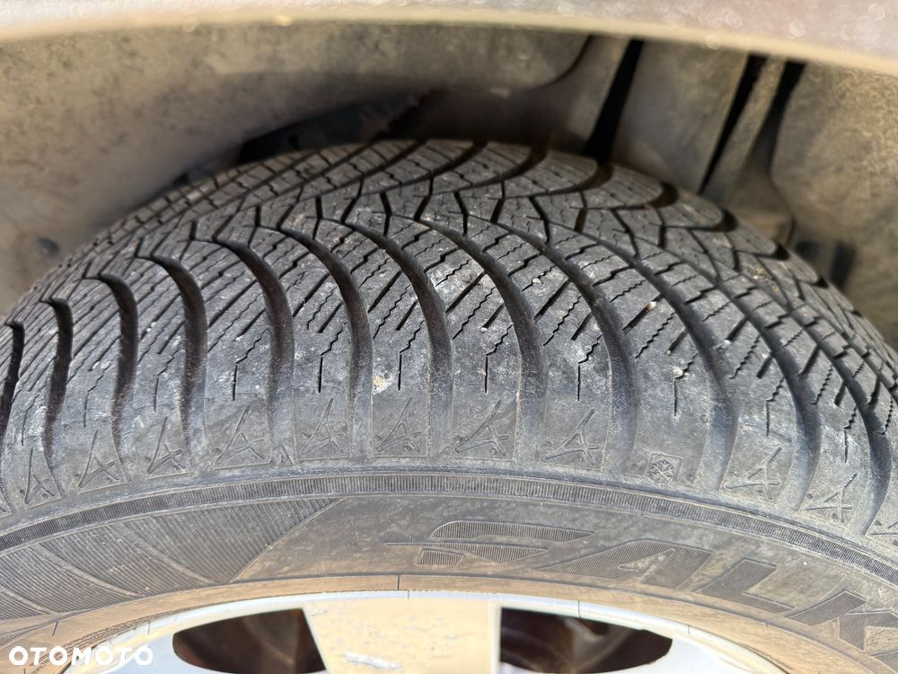 Chevrolet Captiva 2.2 D LS+ - 24