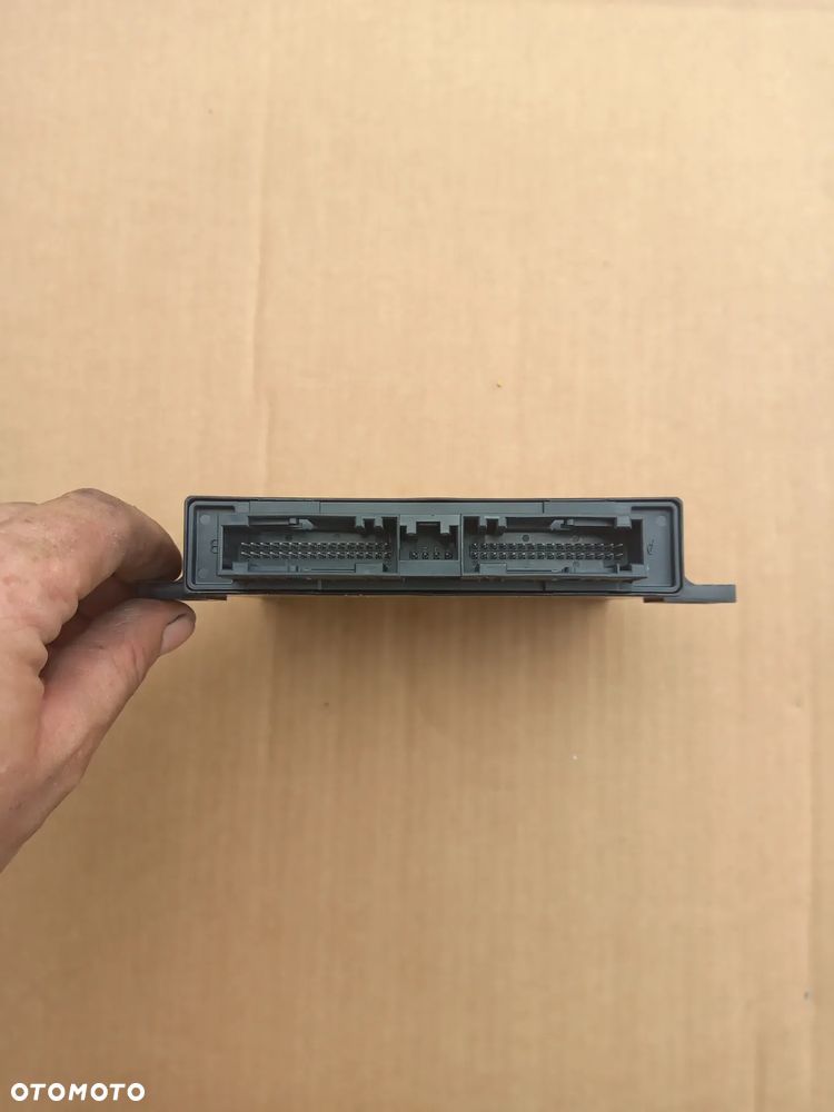 MODUŁ STEROWNIK SILNIKA 4KE907558 AUDI E TRON 4KE - 2