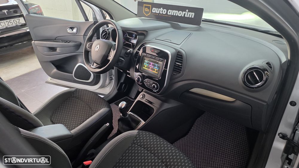 Renault Captur 0.9 TCE Exclusive - 25