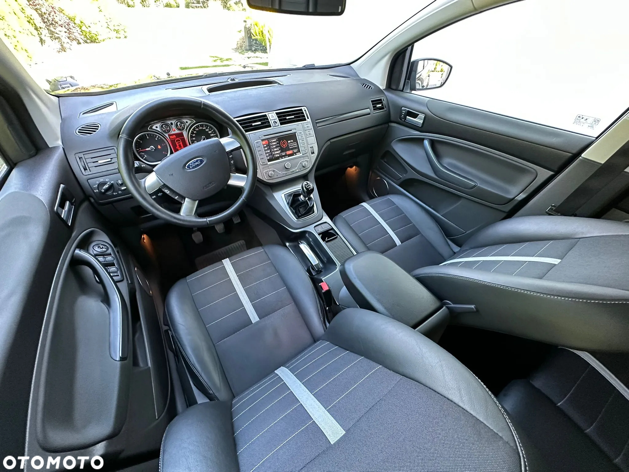 Ford Kuga 2.0 TDCi 4WD Titanium - 7