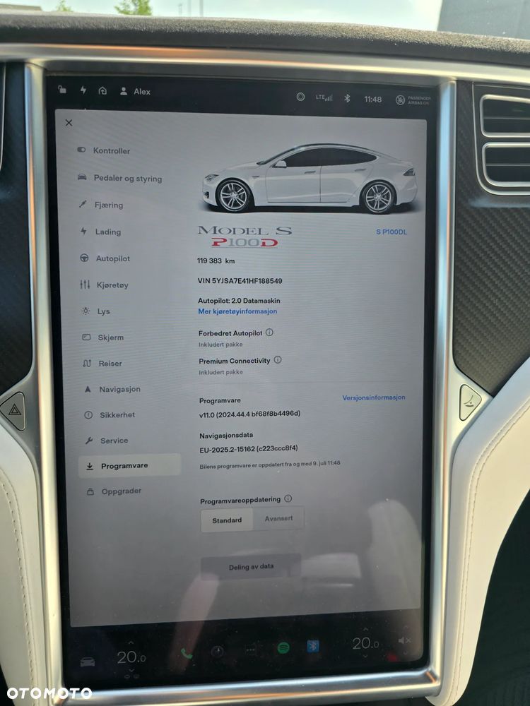 Tesla Model S Performance - 27