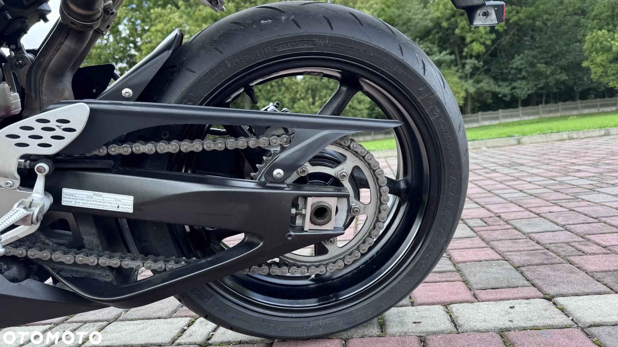 Yamaha R1 - 20