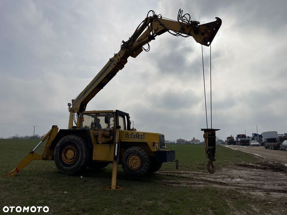 Manitou MRT VOLVO MOELVEN WIDŁY KOSZ - 32