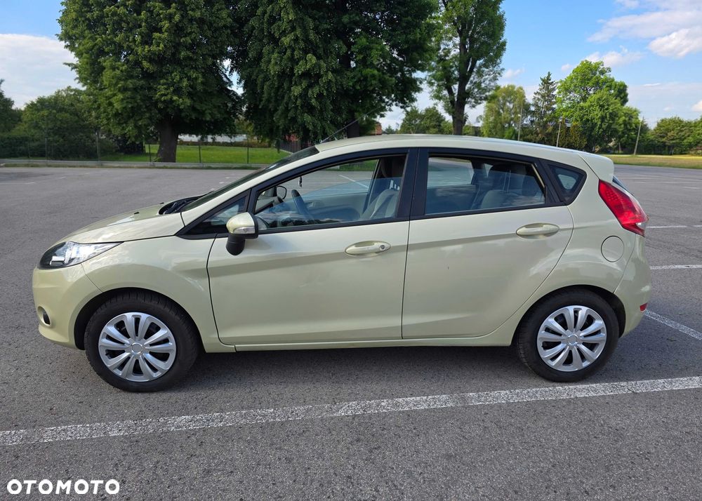Ford Fiesta - 4