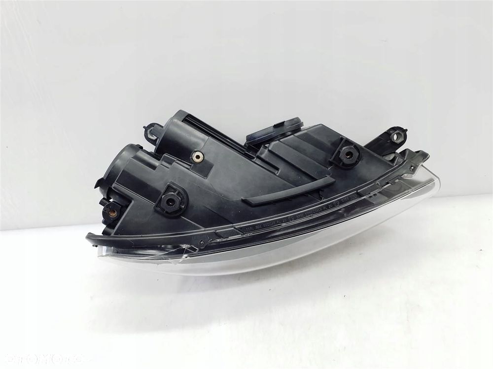 VW SCIROCCO 1K8 08-14r PRAWA LAMPA PRZÓD ORY EU - 3