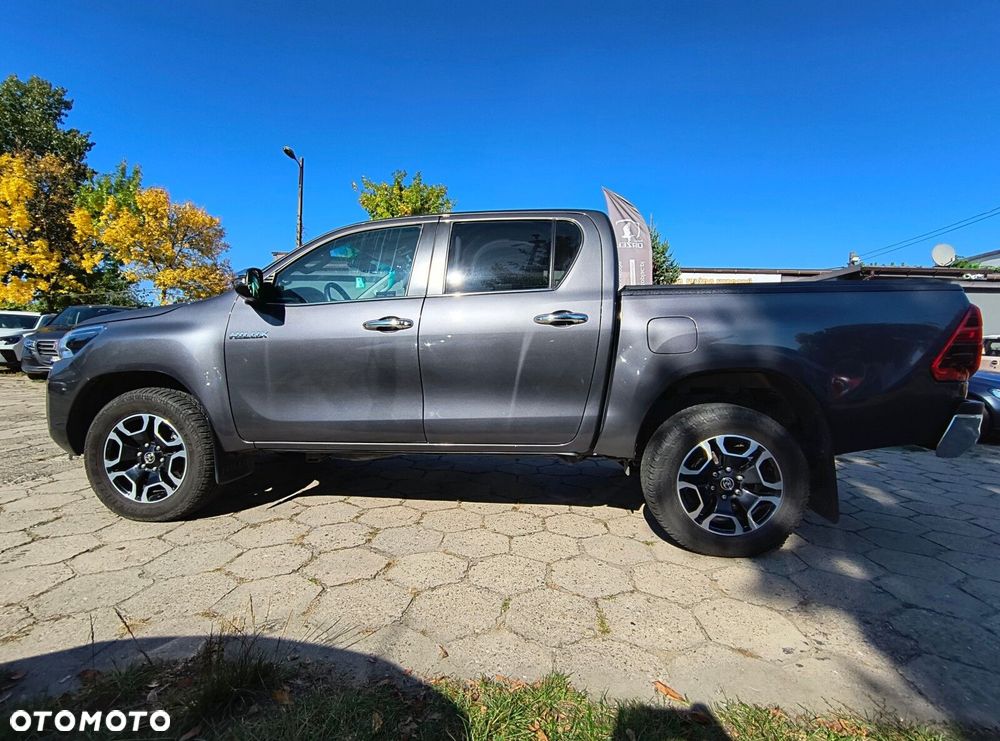 Toyota Hilux - 8