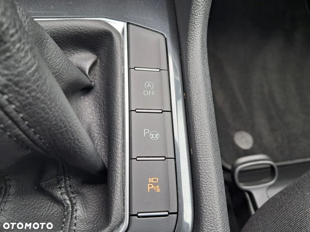 Volkswagen Tiguan 2.0 TDI SCR Life - 32
