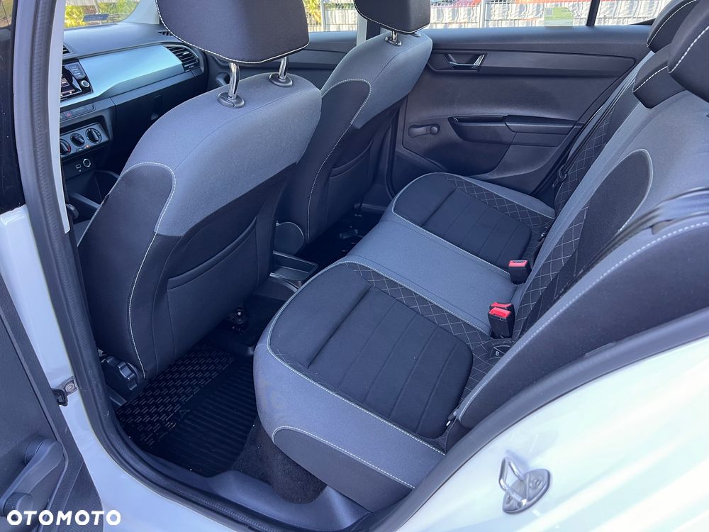 Skoda Fabia 1.0 Ambition - 8
