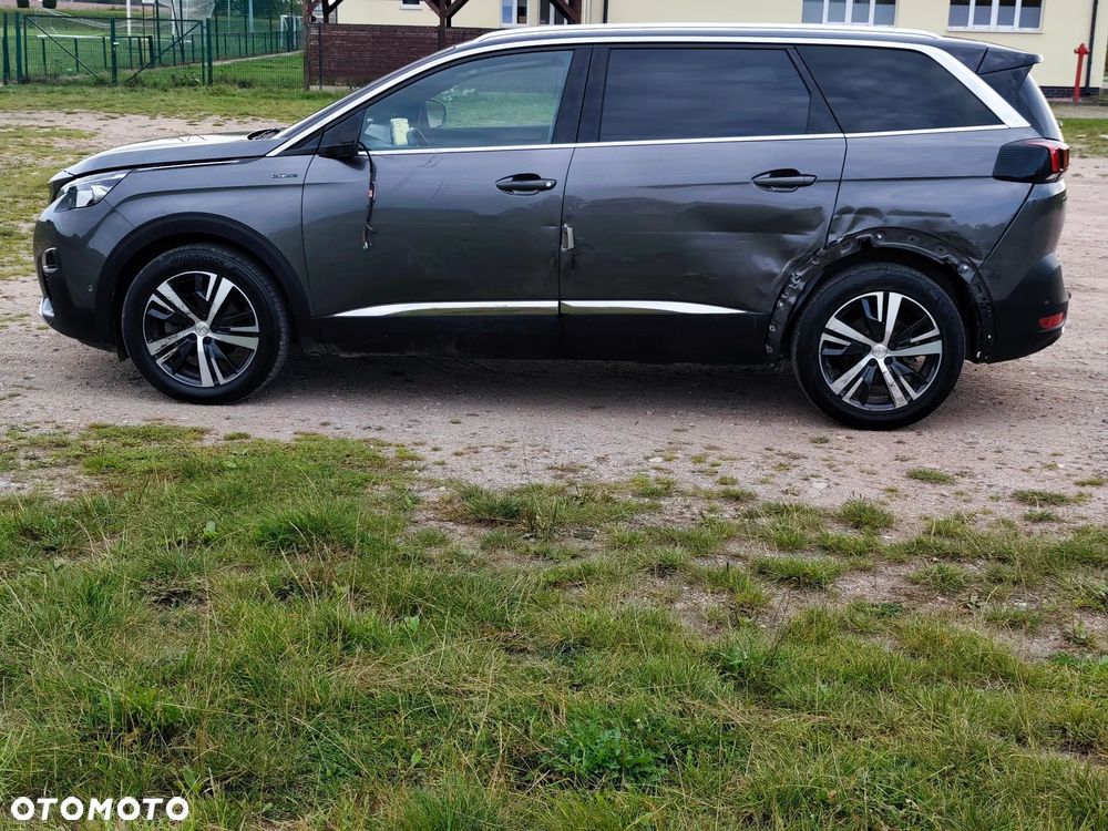 Peugeot 5008 BlueHDi 130 EAT8 Roadtrip - 9