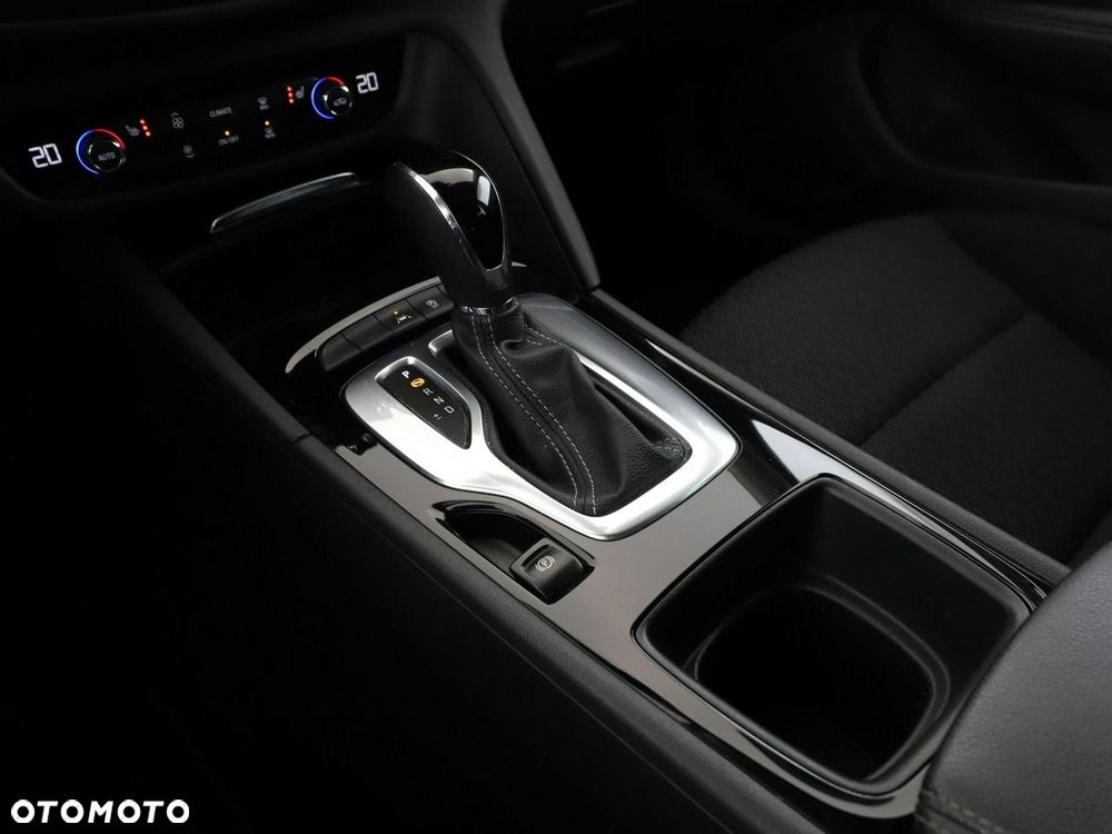 Opel Insignia 2.0 CDTI Enjoy S&S - 30
