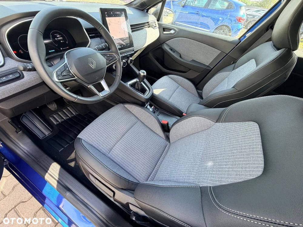 Renault Clio TCe 90 EVOLUTION - 16