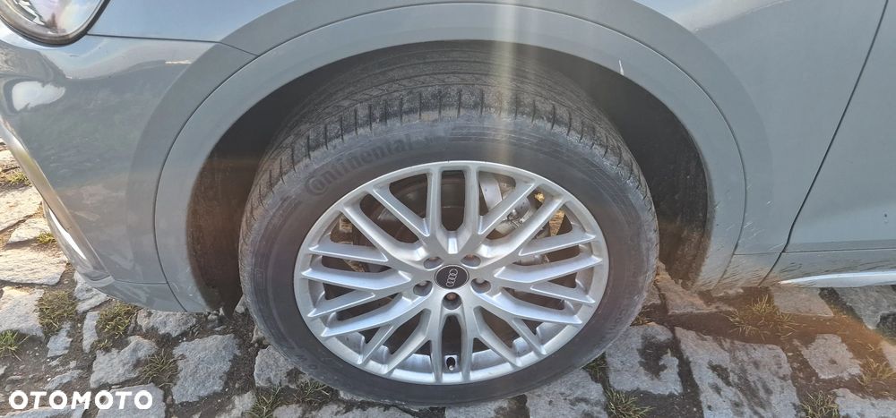 Audi Q5 40 TDI quattro S tronic S line - 29
