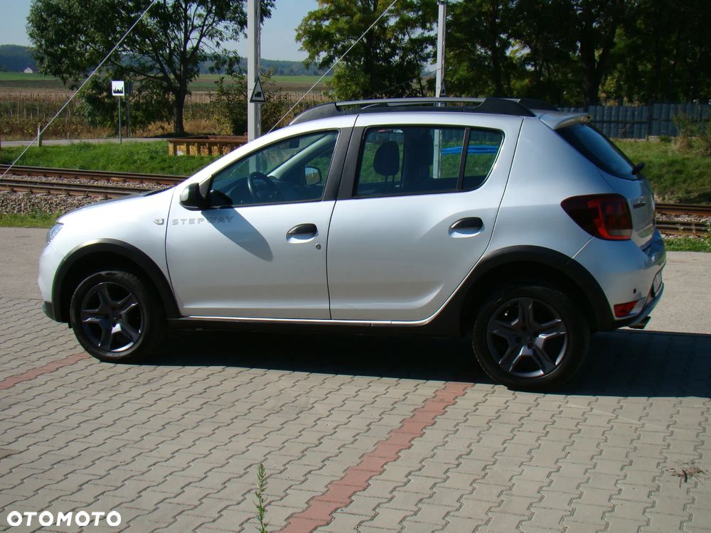 Dacia Sandero Stepway 0.9 TCe Laureate S&S - 12