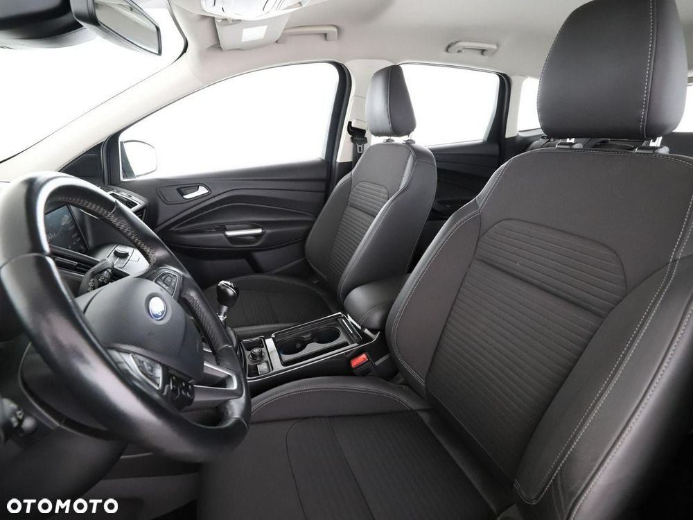 Ford Kuga 2.0 TDCi 4x4 Titanium - 14
