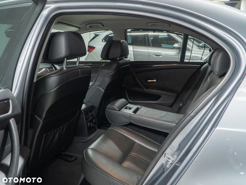 BMW Seria 5 - 24