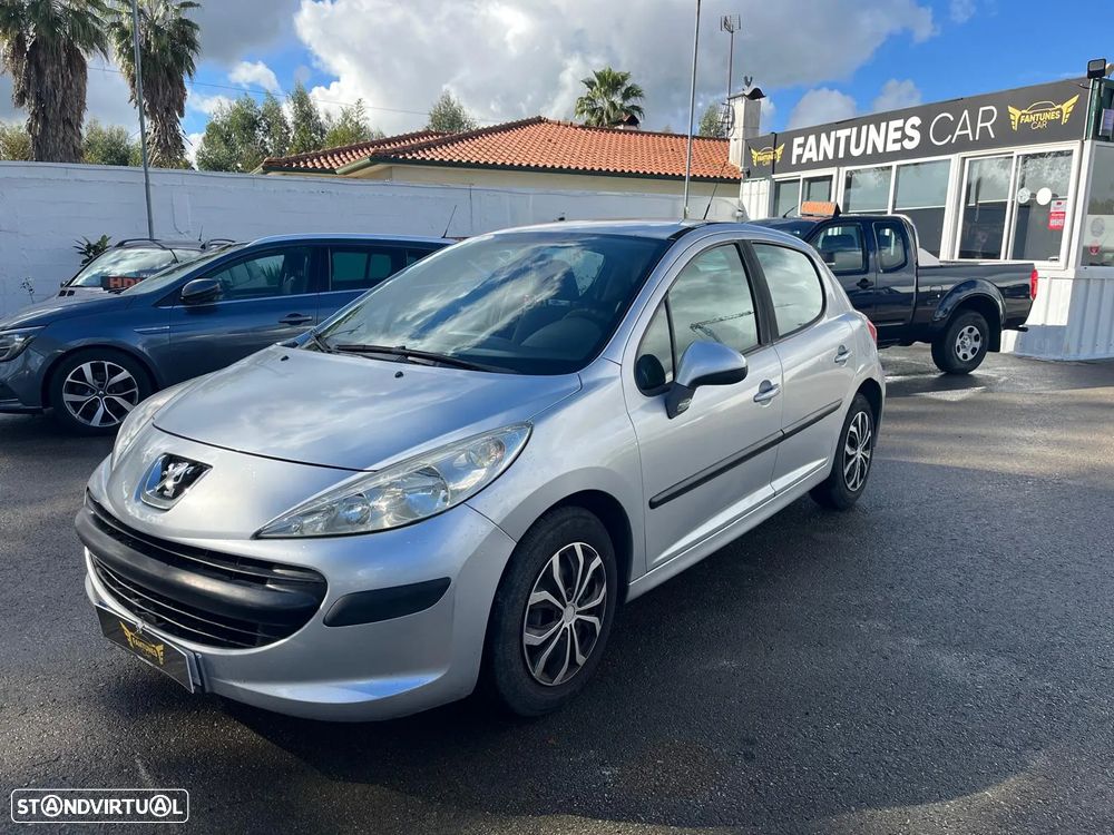 Peugeot 207 1.4 HDi Premium - 2