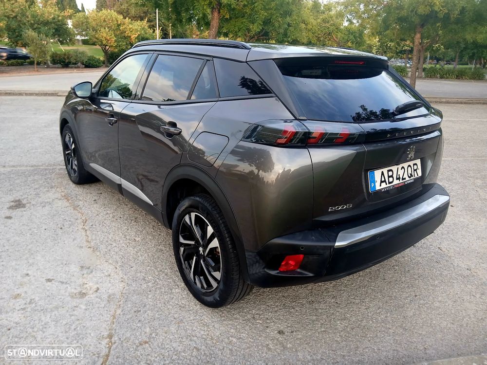 Peugeot 2008 1.2 PureTech Allure - 10