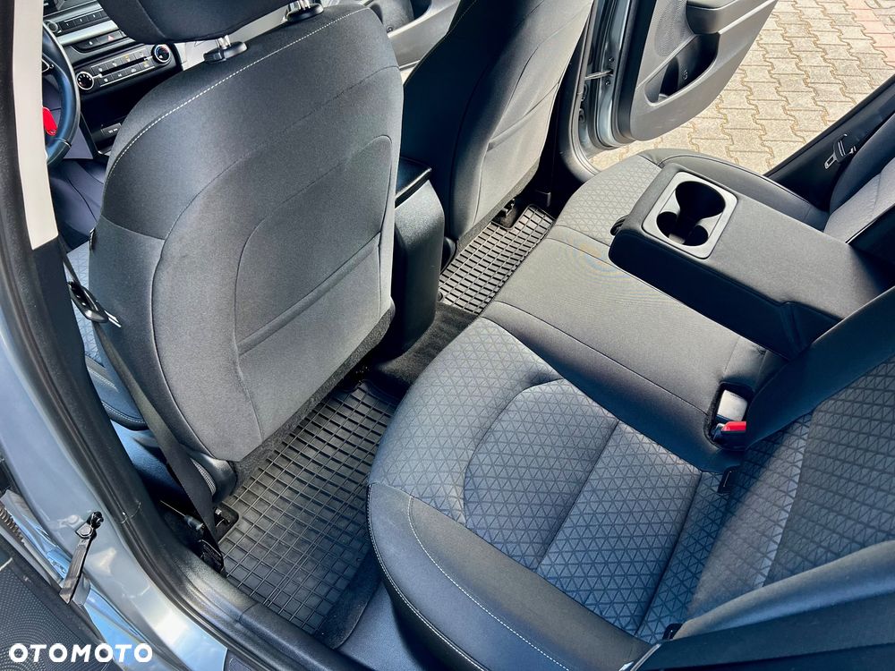 Kia Ceed 1.6 CRDi SCR L - 22