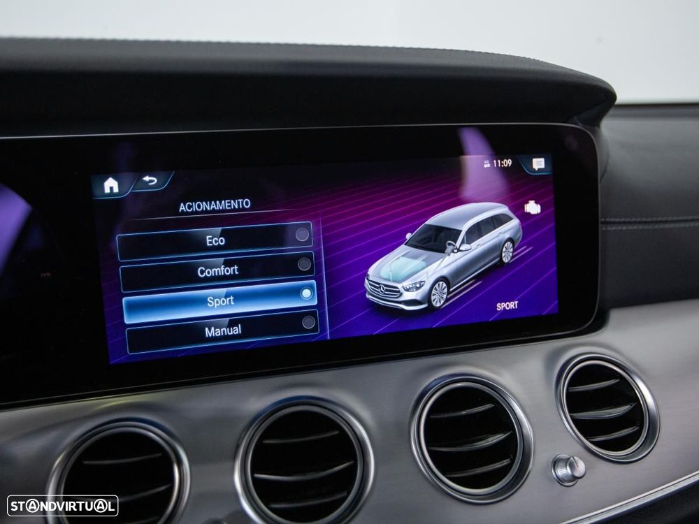 Mercedes-Benz E 220 d AMG 7L - 29