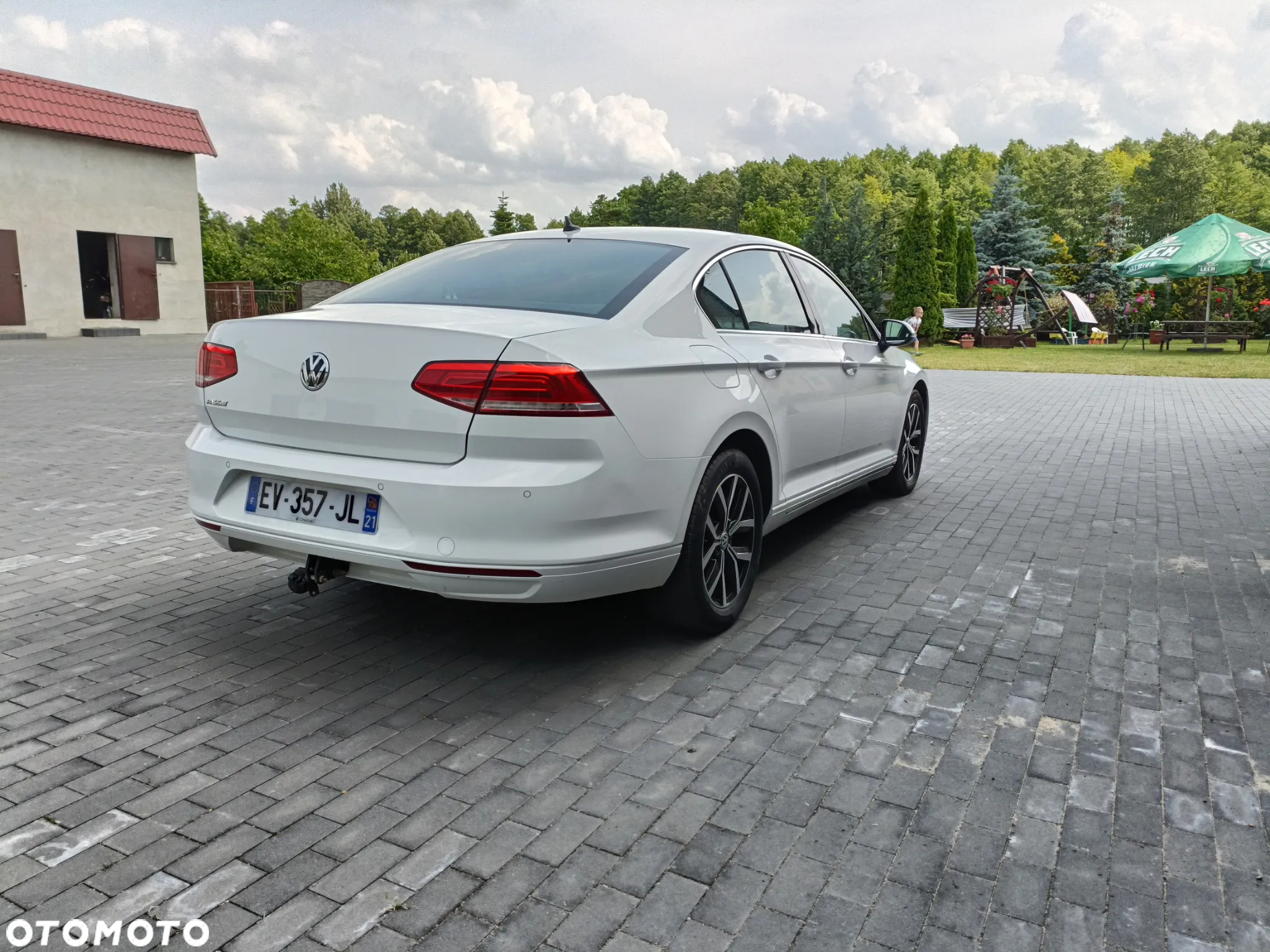 Volkswagen Passat Variant 1.6 TDI (BlueMotion Technology) DSG Trendline - 5