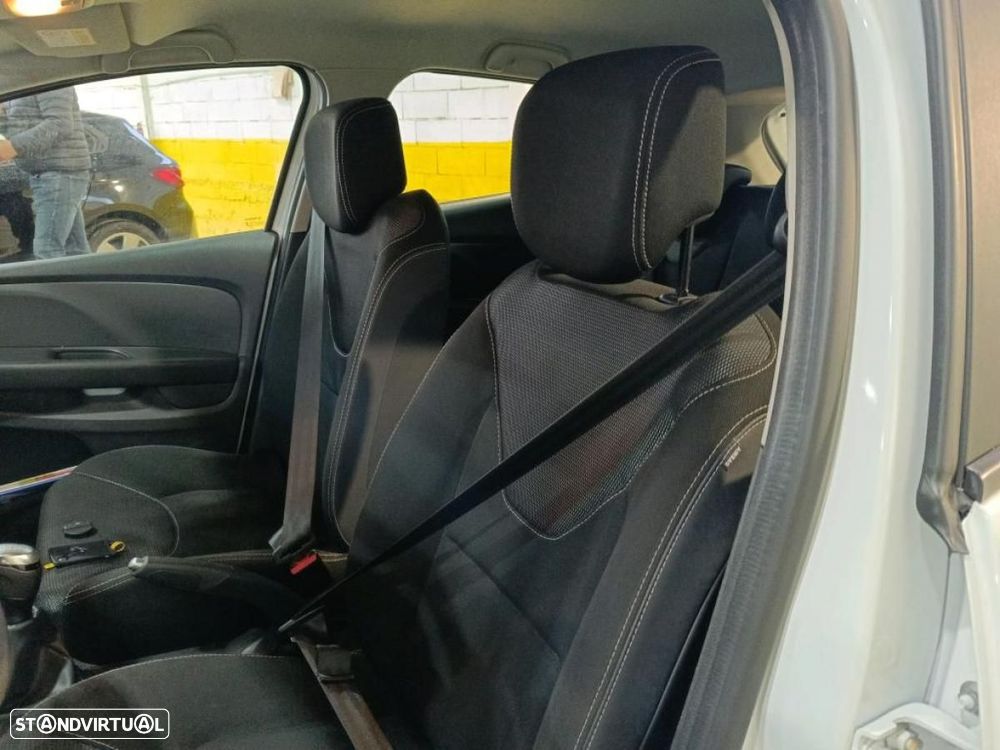 Renault Clio 1.5 dCi Zen - 4